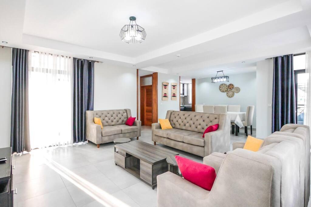 Ultra Modern Apartment In Nyarutarama 키갈리 외부 사진