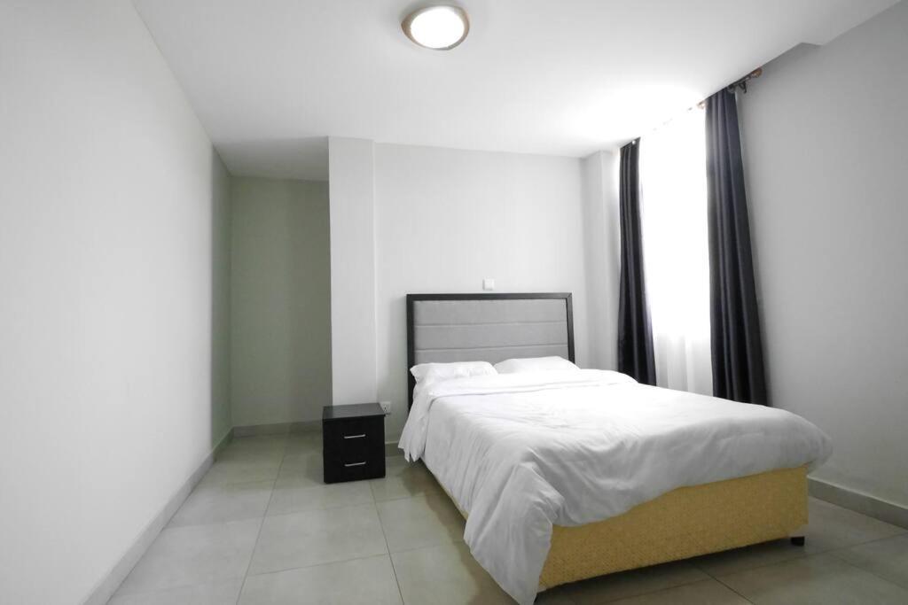 Ultra Modern Apartment In Nyarutarama 키갈리 외부 사진