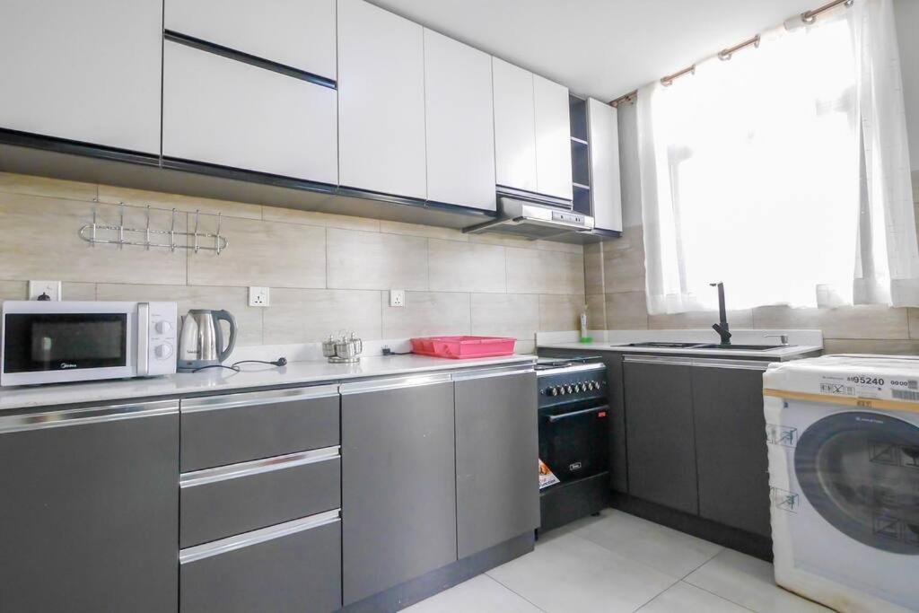 Ultra Modern Apartment In Nyarutarama 키갈리 외부 사진